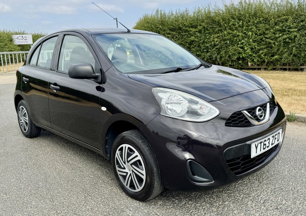Nissan Micra 1.2 Visia Black