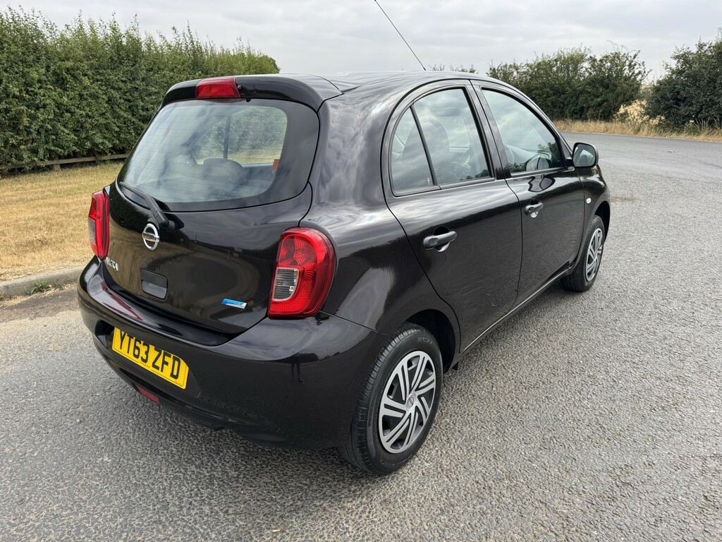 Nissan Micra 1.2 Visia Black #2