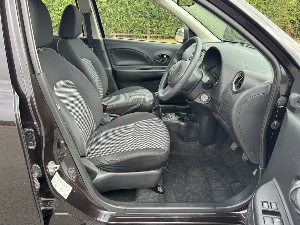 Nissan Micra 1.2 Visia Black #5
