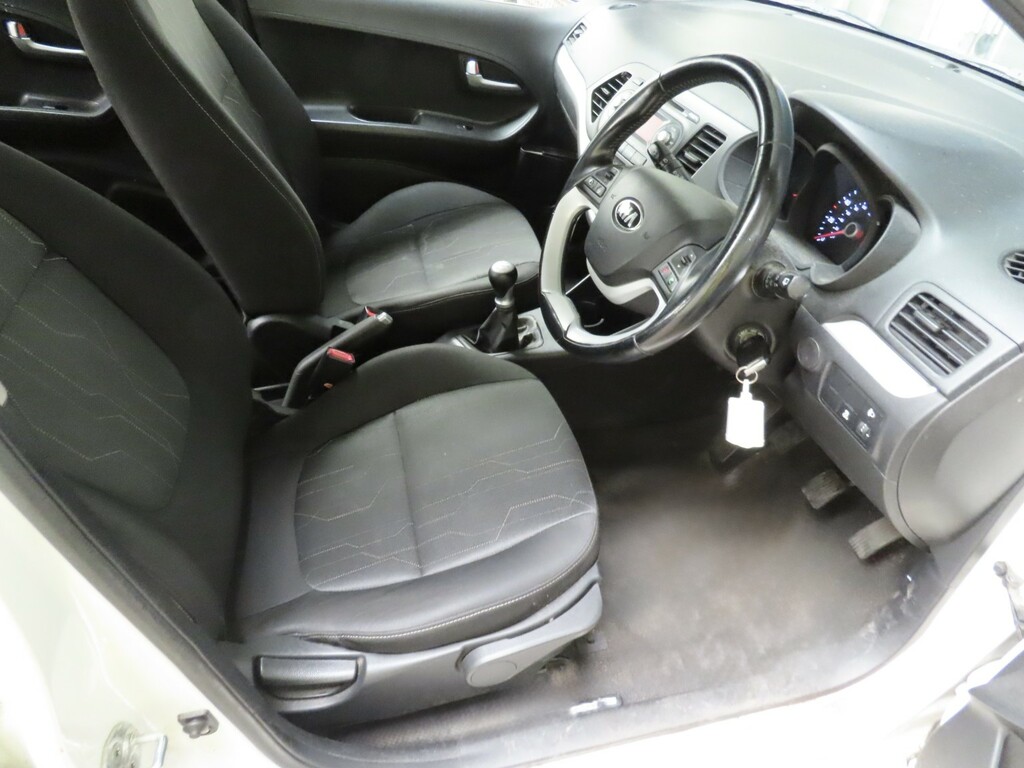 Kia Picanto 1.0 Vr7 White #5