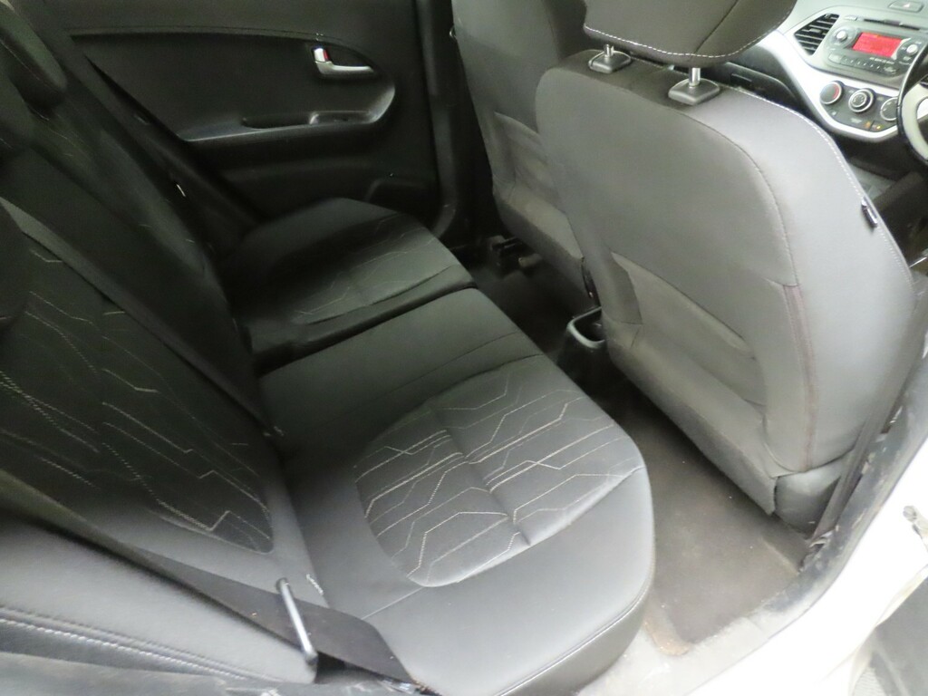 Kia Picanto 1.0 Vr7 White #6