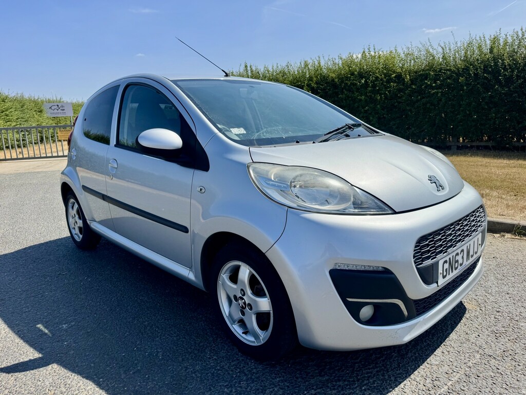Peugeot 107 1.0 12V Allure Bluetooth Silver