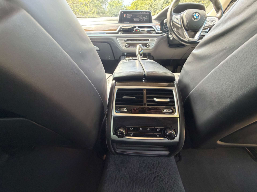 BMW 7 Series Saloon 3.0 745E 12Kwh Euro 6 Ss 2019 Grey #12
