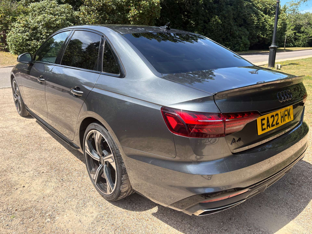 Audi A4 Black Edition 35 Tfsi Mhev #4