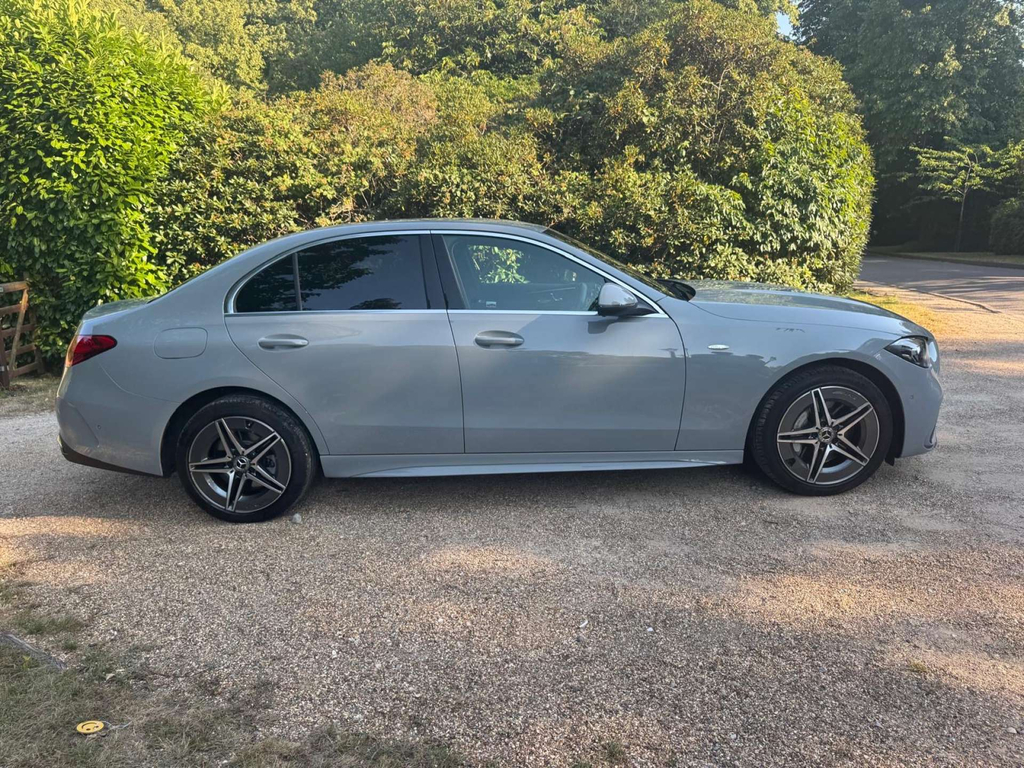 Mercedes-Benz 300 300 4Matic Amg Line Premium Plus 9G-tronic Silver #39