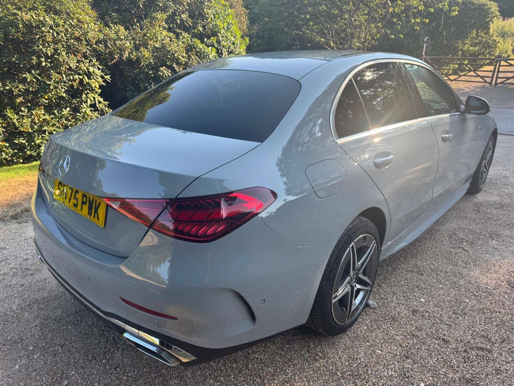 Mercedes-Benz 300 300 4Matic Amg Line Premium Plus 9G-tronic Silver #37
