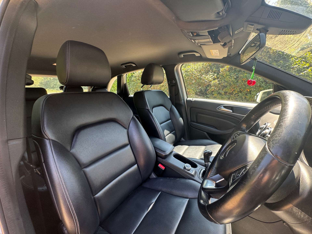 Mercedes-Benz B Class B Class Black #9