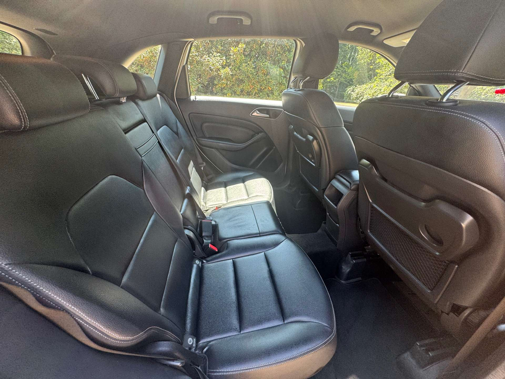 Mercedes-Benz B Class B Class Black #24