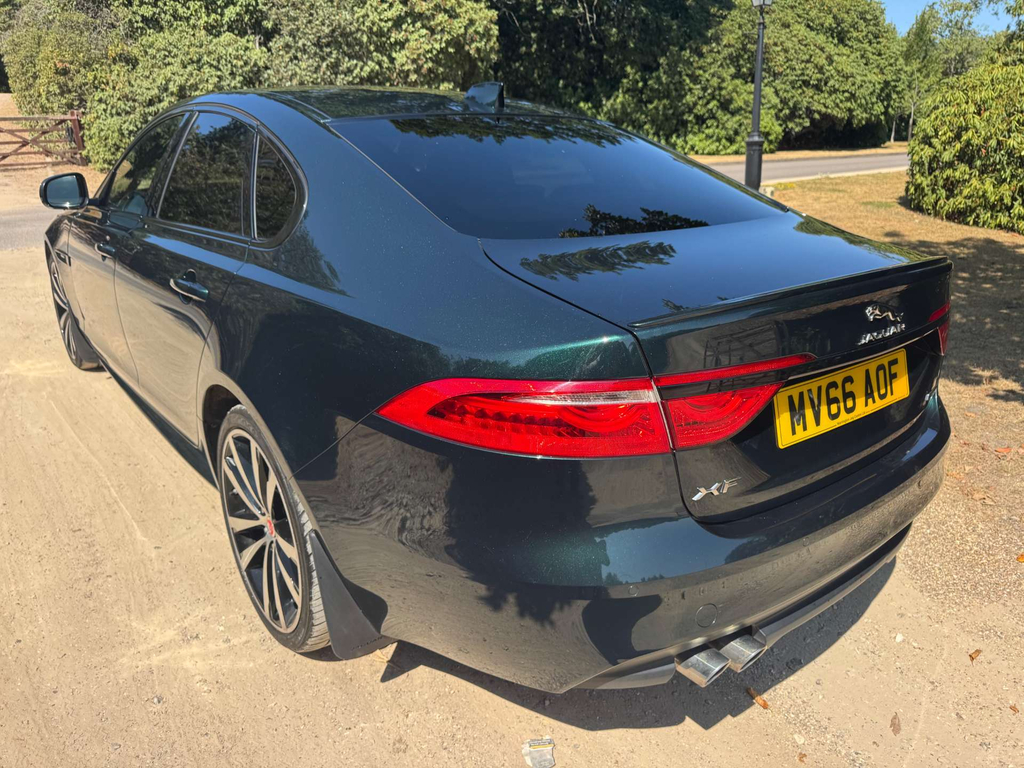 Jaguar XF D R-sport Black #28