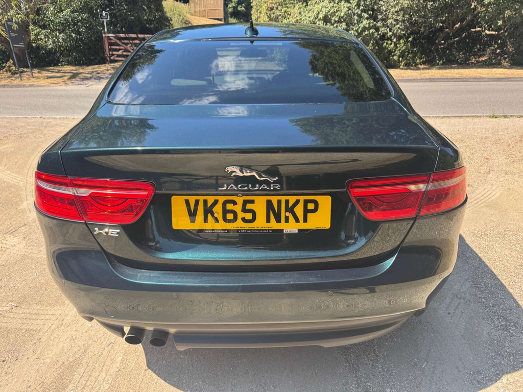 Jaguar XE Portfolio D #5