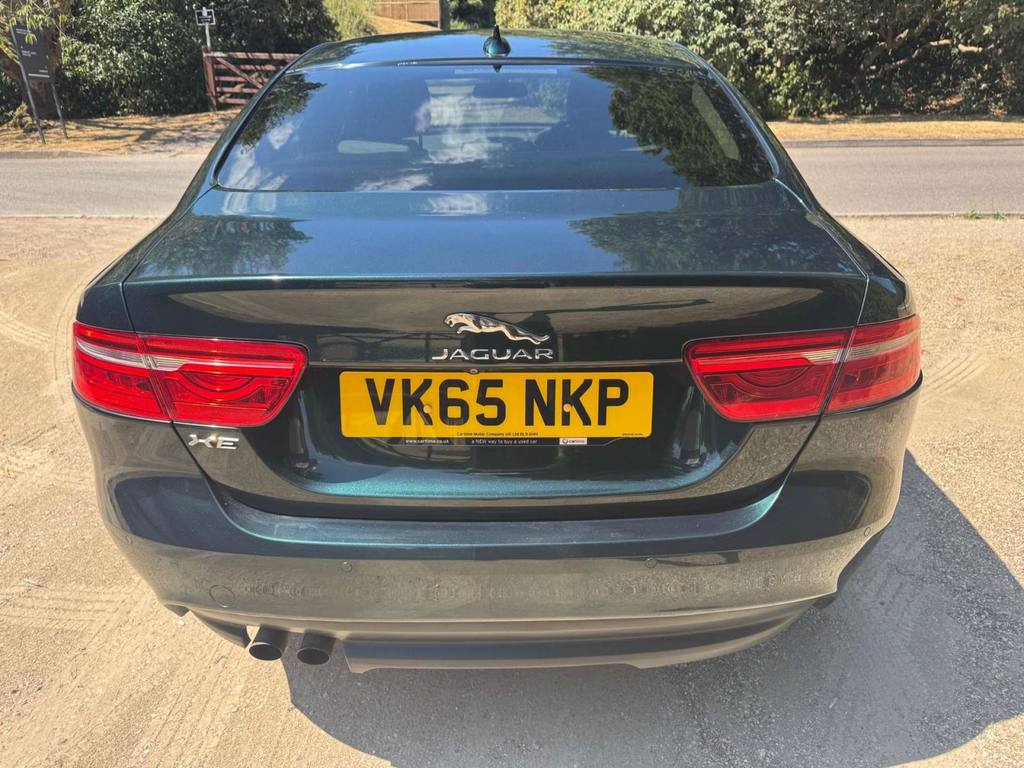 Jaguar XE 2.0D Portfolio Euro 6 Ss Green #36