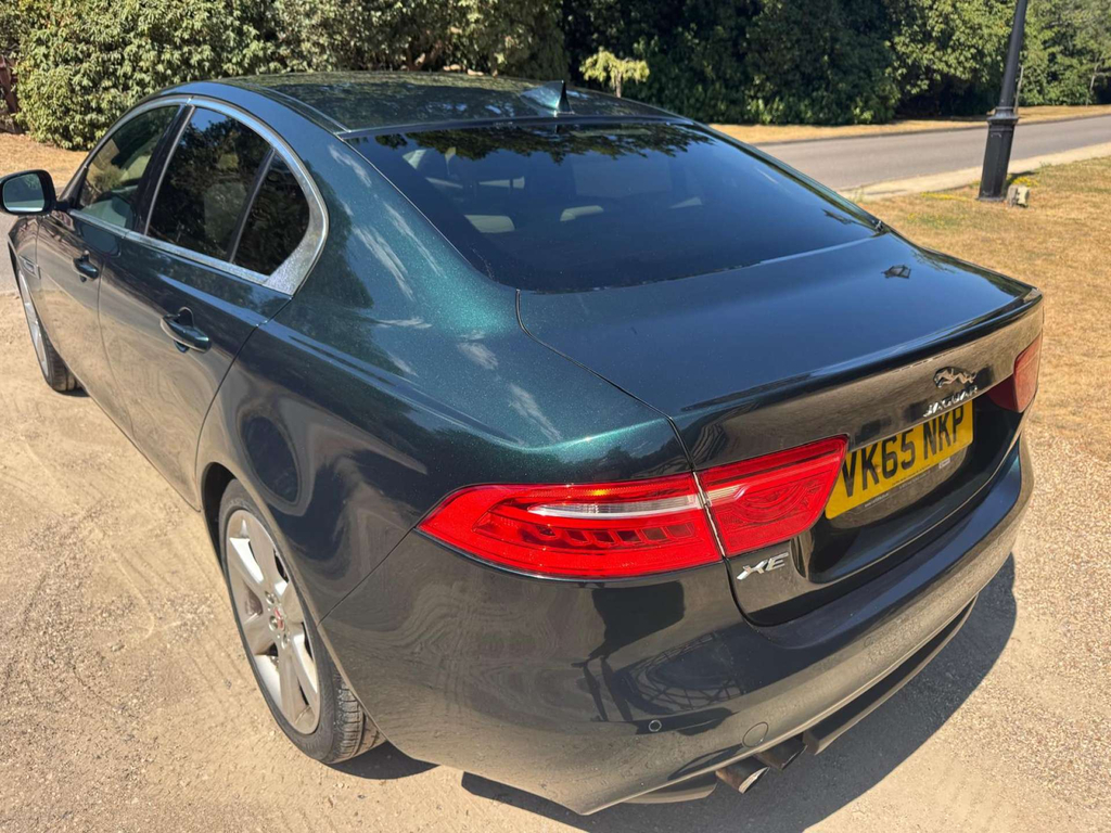 Jaguar XE Portfolio D #4