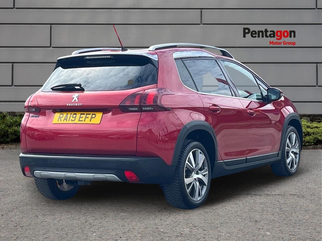 Peugeot 2008 1.2 Puretech Allure Premium Suv Eat Eur RA19EFP Red #4