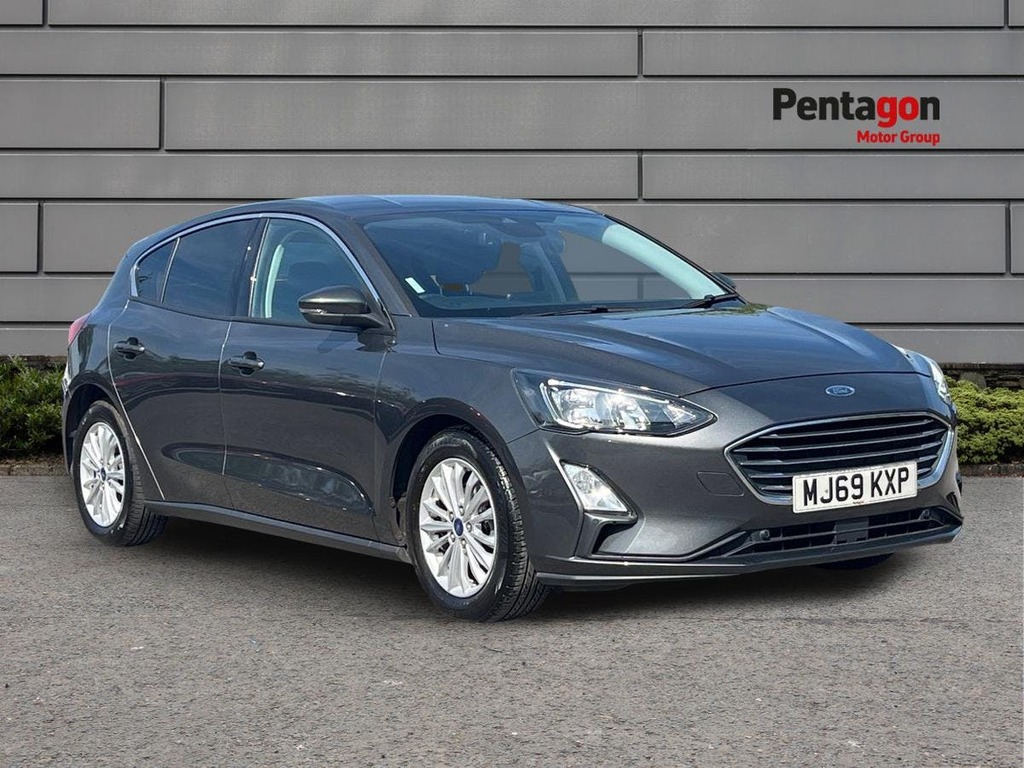 Ford Focus 1.0T Ecoboost Titanium Hatchback Grey
