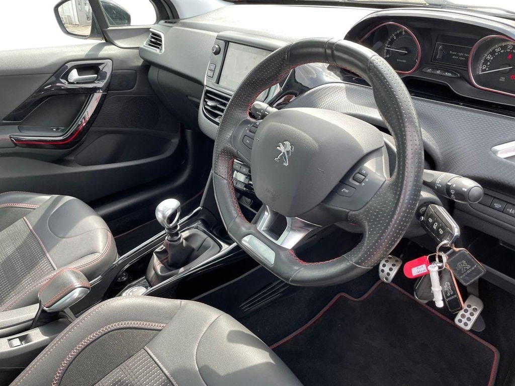 Peugeot 2008 1.2 Puretech Gpf Gt Line Suv Eur Silver #5