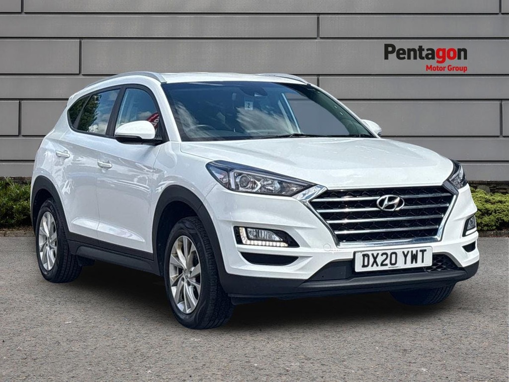 Hyundai Tucson 1.6 Gdi Se Nav Suv Euro 6 Ss DX20YWT White