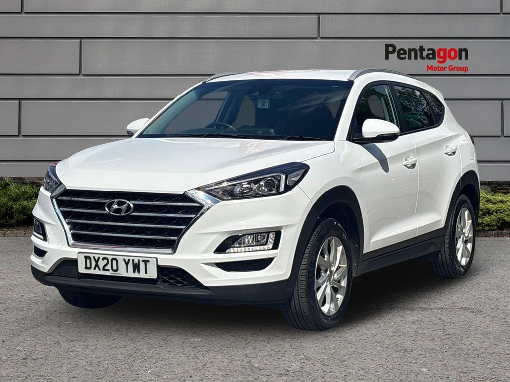 Hyundai Tucson 1.6 Gdi Se Nav Suv Euro 6 Ss DX20YWT White #3