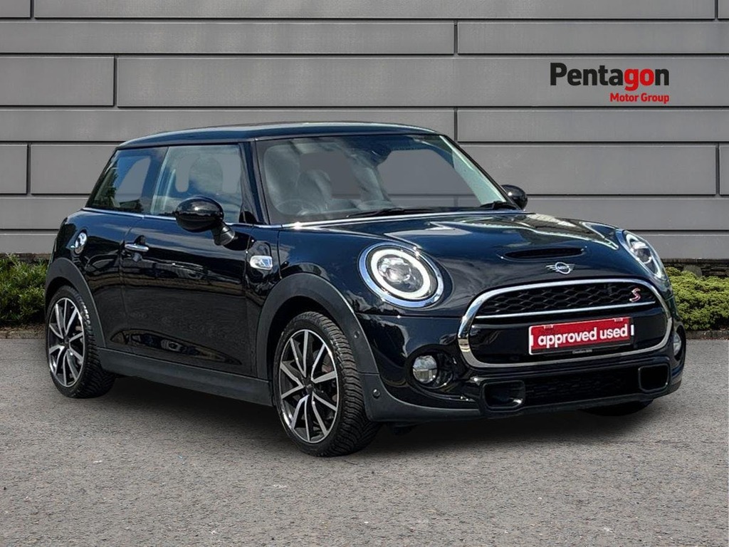 Mini Hatch 2.0 Cooper S Hatchback Steptronic Euro Black