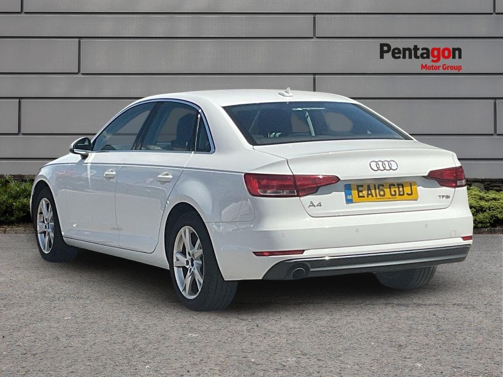 Audi A4 1.4 Tfsi Sport Saloon Euro 6 S White #2