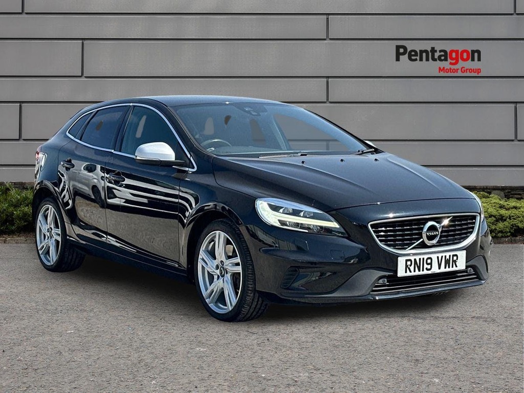 Volvo V40 1.5 T3 R Design Edition Hatchback Black