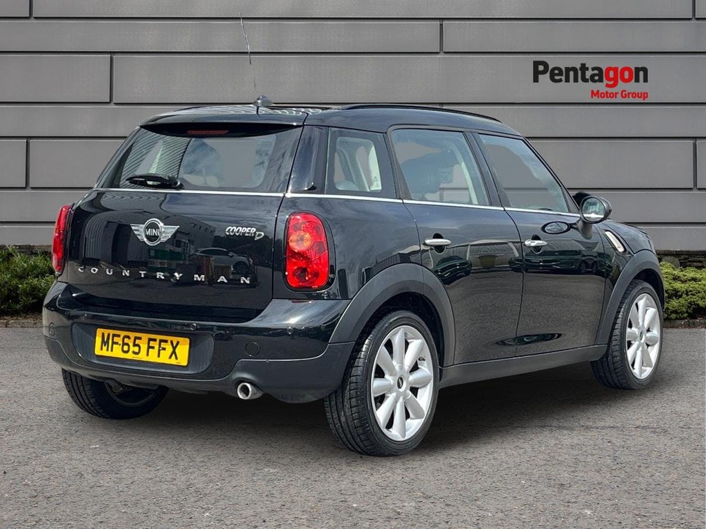 Mini Countryman 1.6 Cooper D Suv Euro 5 Ss 1 Black #4
