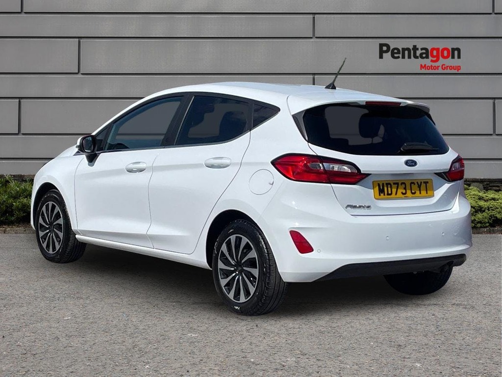 Ford Fiesta 1.0T Ecoboost Titanium Hatchback MD73CYT White #2