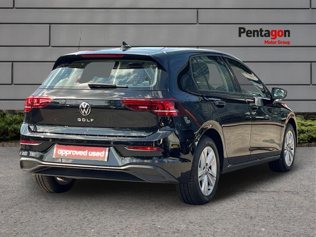 Volkswagen Golf 1.5 Tsi Life Hatchback Euro 6 S Black #4