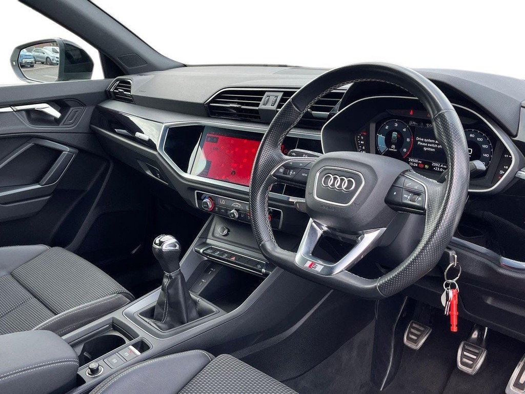 Audi Q3 2.0 Tdi 35 Black Edition Suv Eur White #5