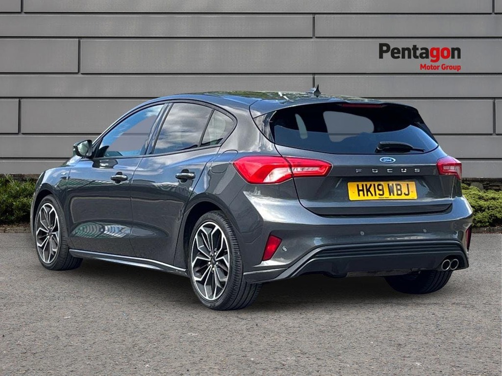 Ford Focus 1.5 Ecoblue St Line X Hatchback HK19WBJ Grey #2