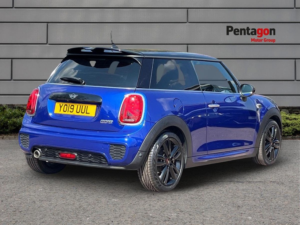 Mini Hatch 1.5 Cooper Sport Hatchback Euro YO19UUL Blue #4