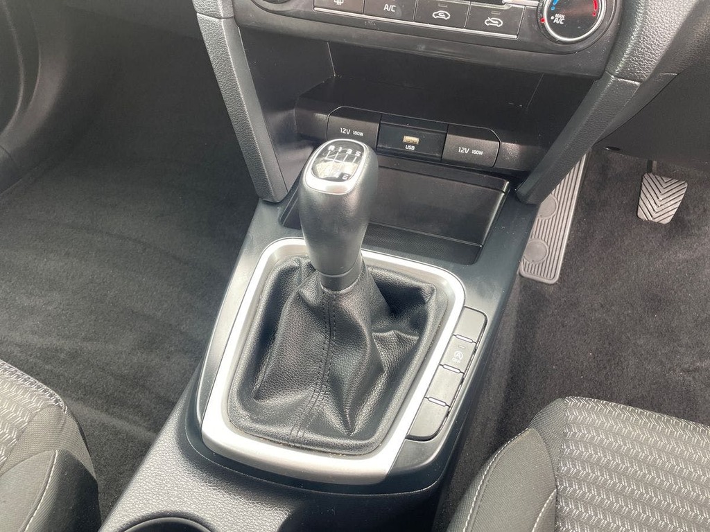 Kia Xceed 1.6 Crdi Mhev 3 Suv Hybrid Euro Silver #23