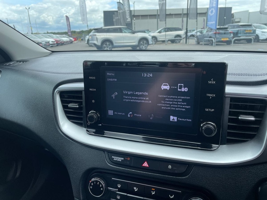 Kia Xceed 1.6 Crdi Mhev 3 Suv Hybrid Euro Silver #25