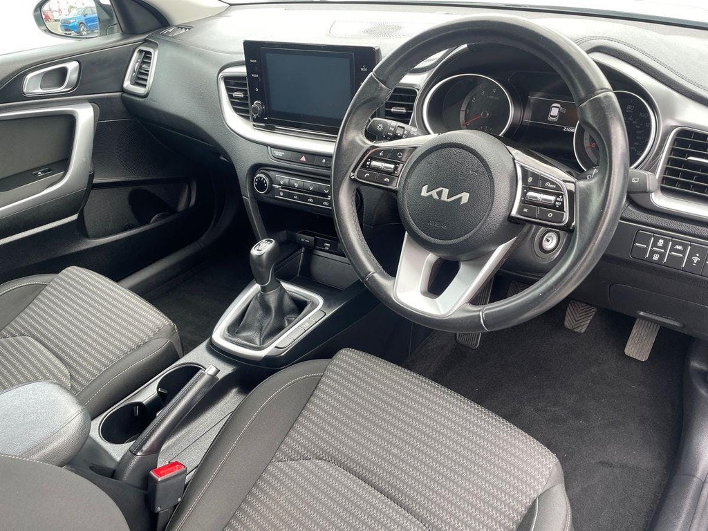 Kia Xceed 1.0 T Gdi 2 Suv Euro 6 Ss 11 White #5
