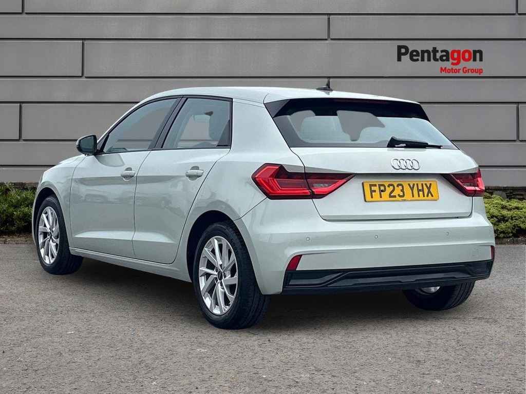 Audi A1 1.0 Tfsi 25 Sport Sportback S Tronic Eu FP23YHX Silver #2