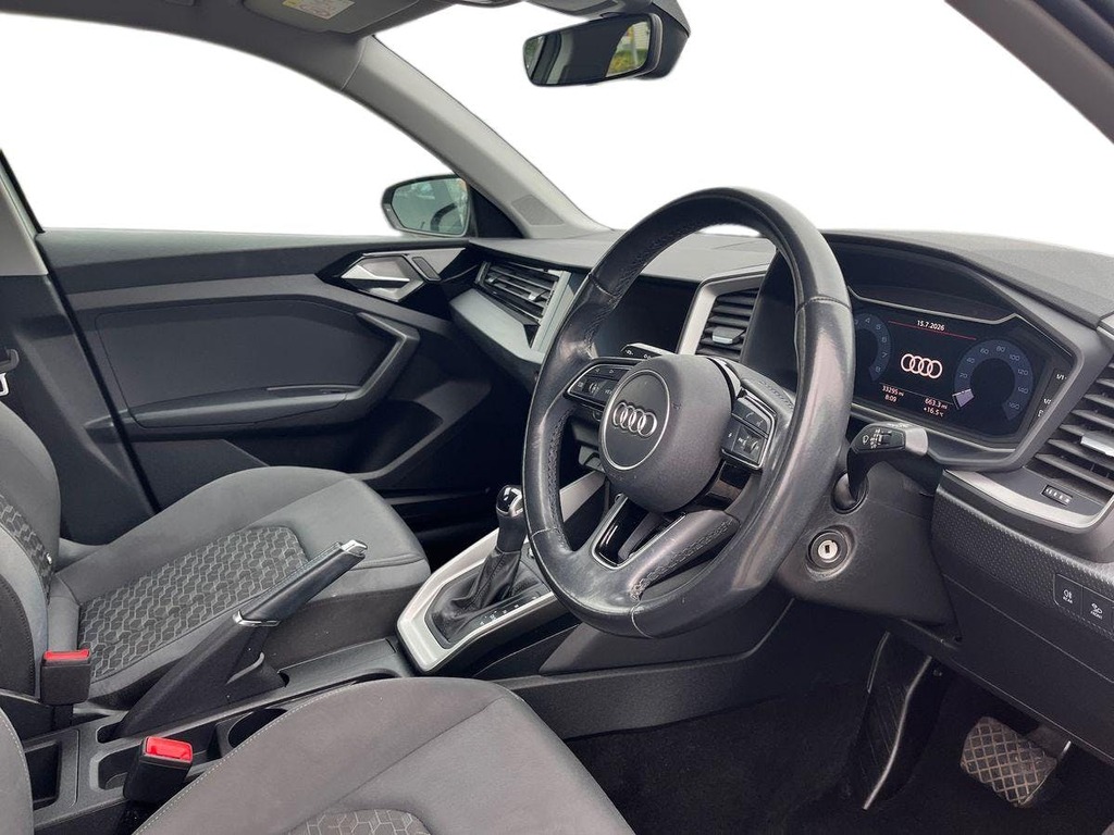 Audi A1 1.0 Tfsi 25 Sport Sportback S Tronic Eu FP23YHX Silver #5