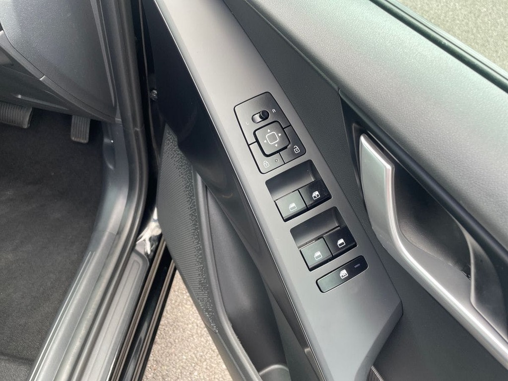 Kia Niro 1.6 Gdi 127 Hybrid 4 Dct Red #19