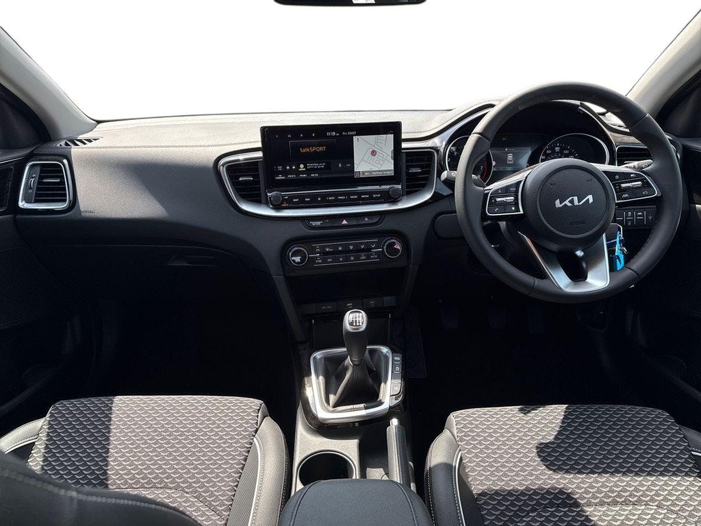 Kia Xceed 1.0 T Gdi Mhev Pure Suv Hybrid E Grey #6