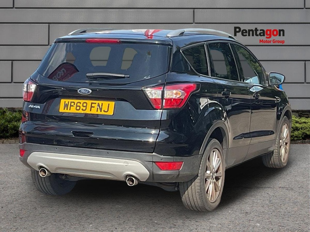 Ford Kuga 2.0 Tdci Ecoblue Titanium Edition Suv M WP69FNJ Black #4