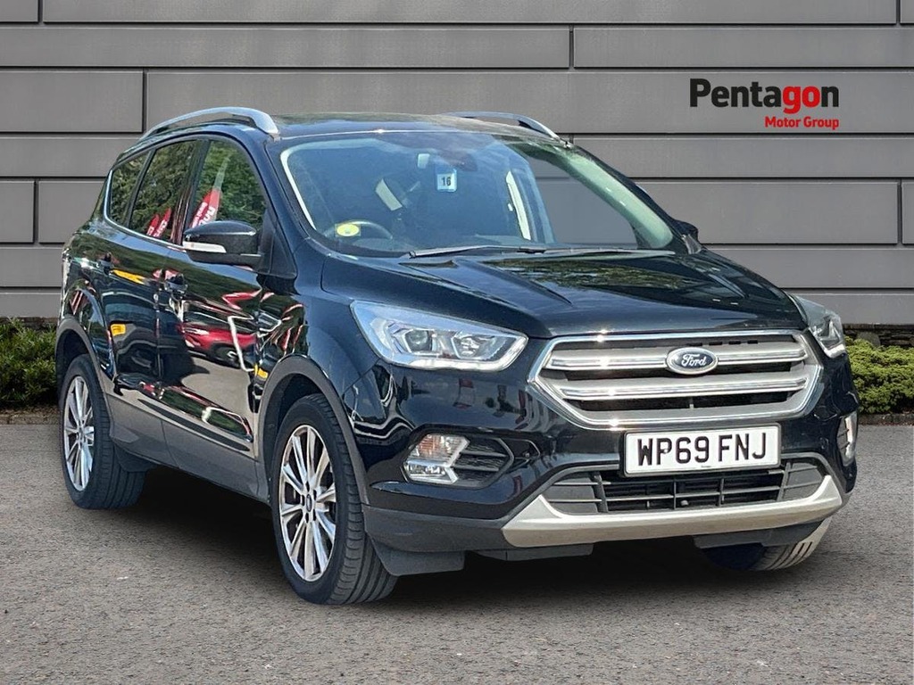 Ford Kuga 2.0 Tdci Ecoblue Titanium Edition Suv M Black