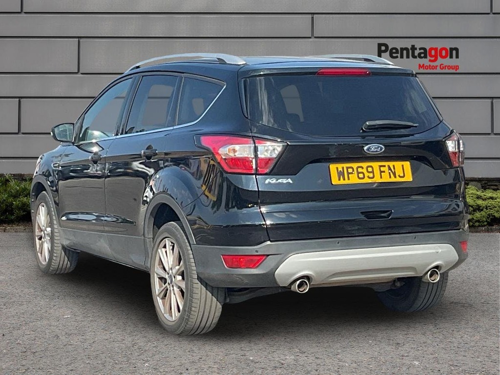 Ford Kuga 2.0 Tdci Ecoblue Titanium Edition Suv M WP69FNJ Black #2