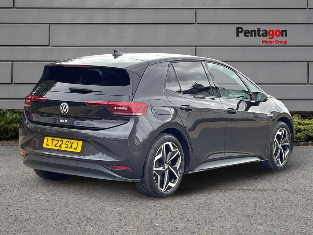 Volkswagen ID.3 Pro Performance 58Kwh Family Hatchback Electri Grey #4
