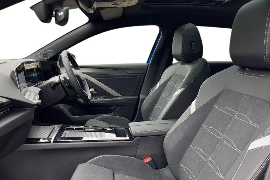 Vauxhall Astra Plus, T8 Awd Plug-in Hybrid, Dark Black #8