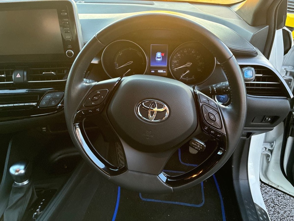 Toyota C-Hr 1.8 Hybrid Excel Cvt White #21