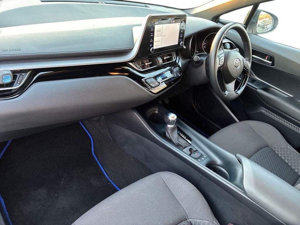 Toyota C-Hr 1.8 Hybrid Excel Cvt White #7