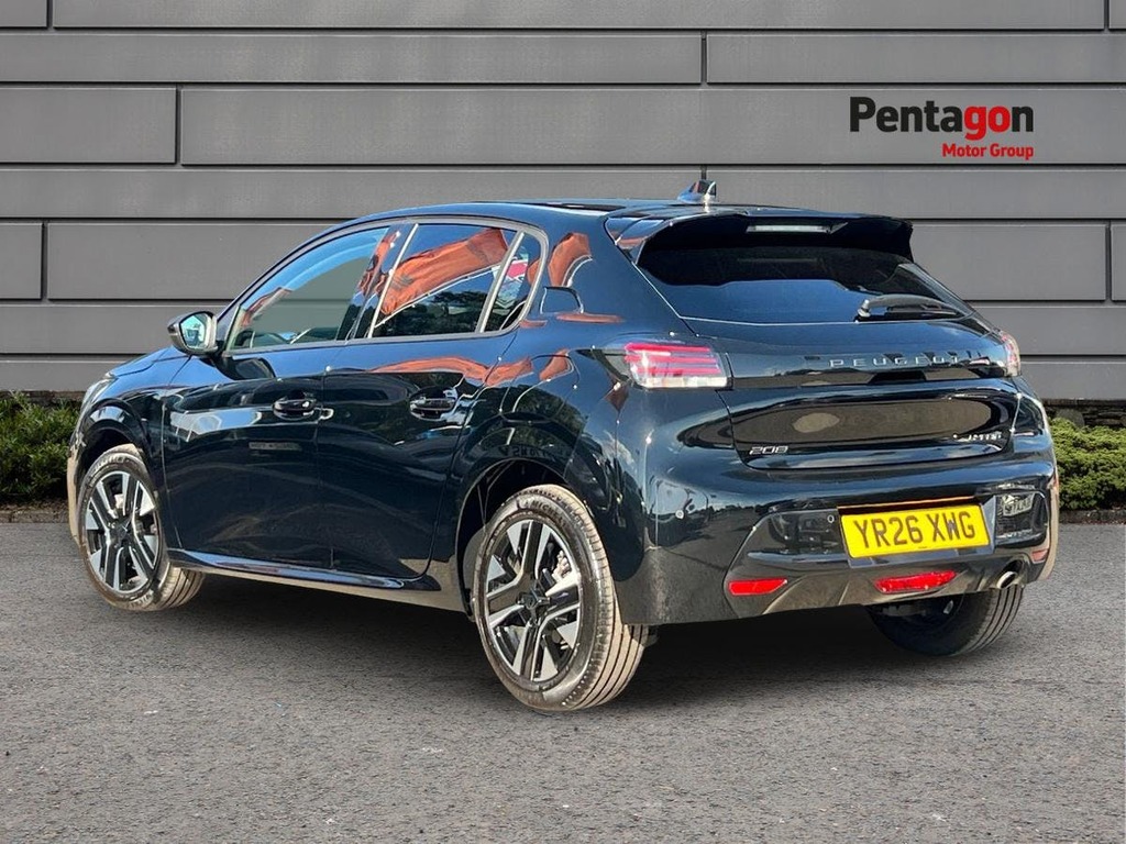 Peugeot 208 1.2 Allure Hatchback Hybrid E Dsc6 Euro Black #2