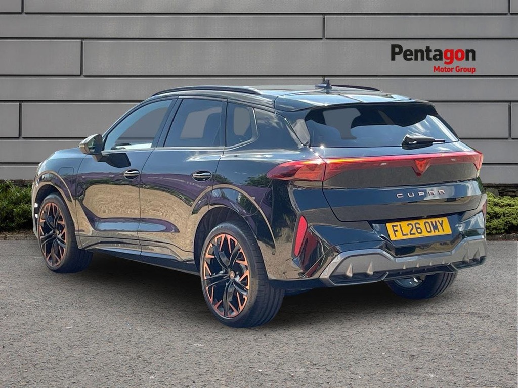 Cupra Terramar 1.5 Ehybrid 25.8Kwh Vz2 Suv Plug In Hyb FL26OMY Black #2