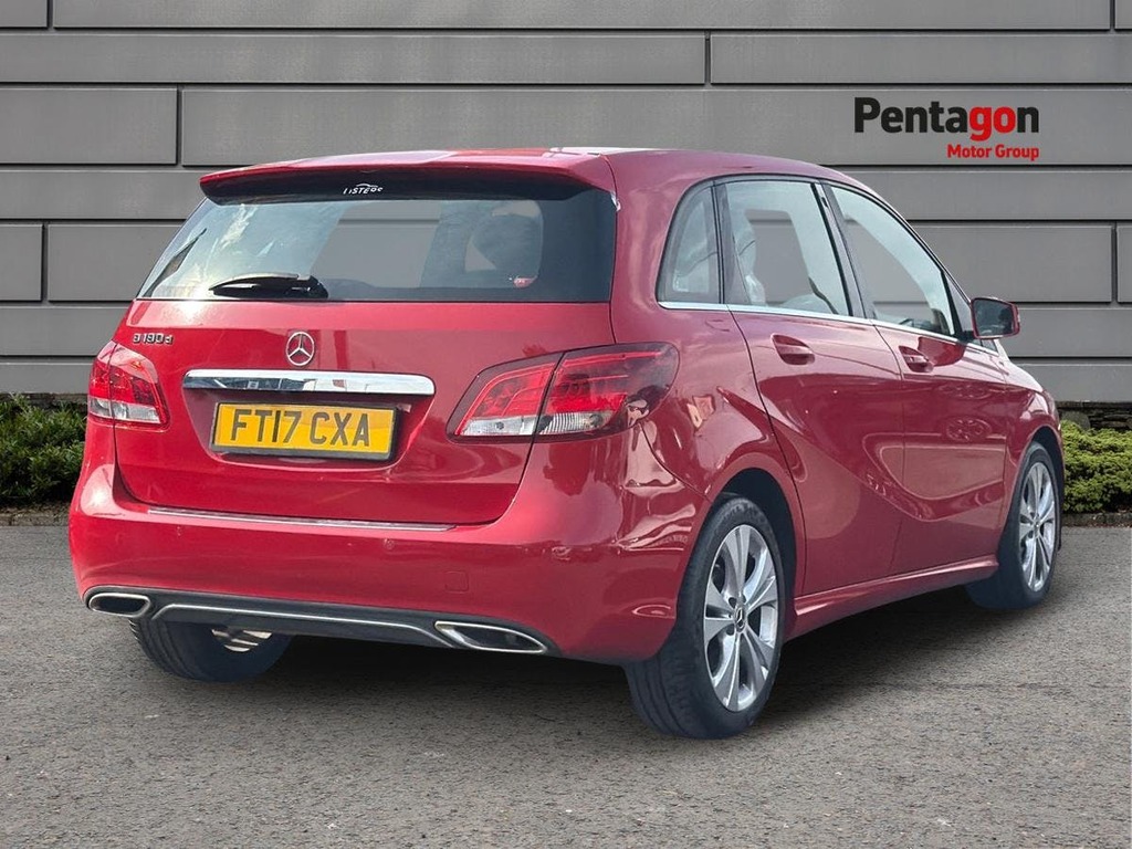 Mercedes-Benz B Class 1.5 B180d Sport Executive Mpv 7G Dct Red #4