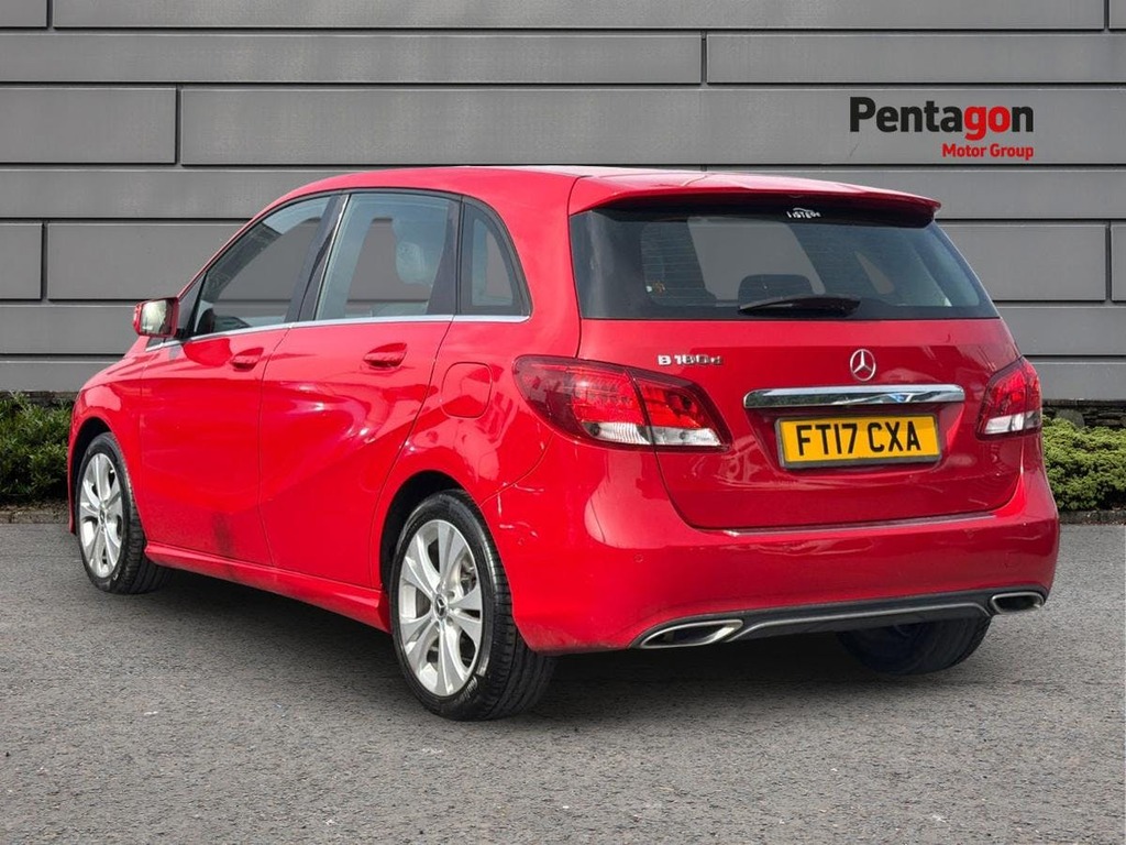 Mercedes-Benz B Class 1.5 B180d Sport Executive Mpv 7G Dct Red #2