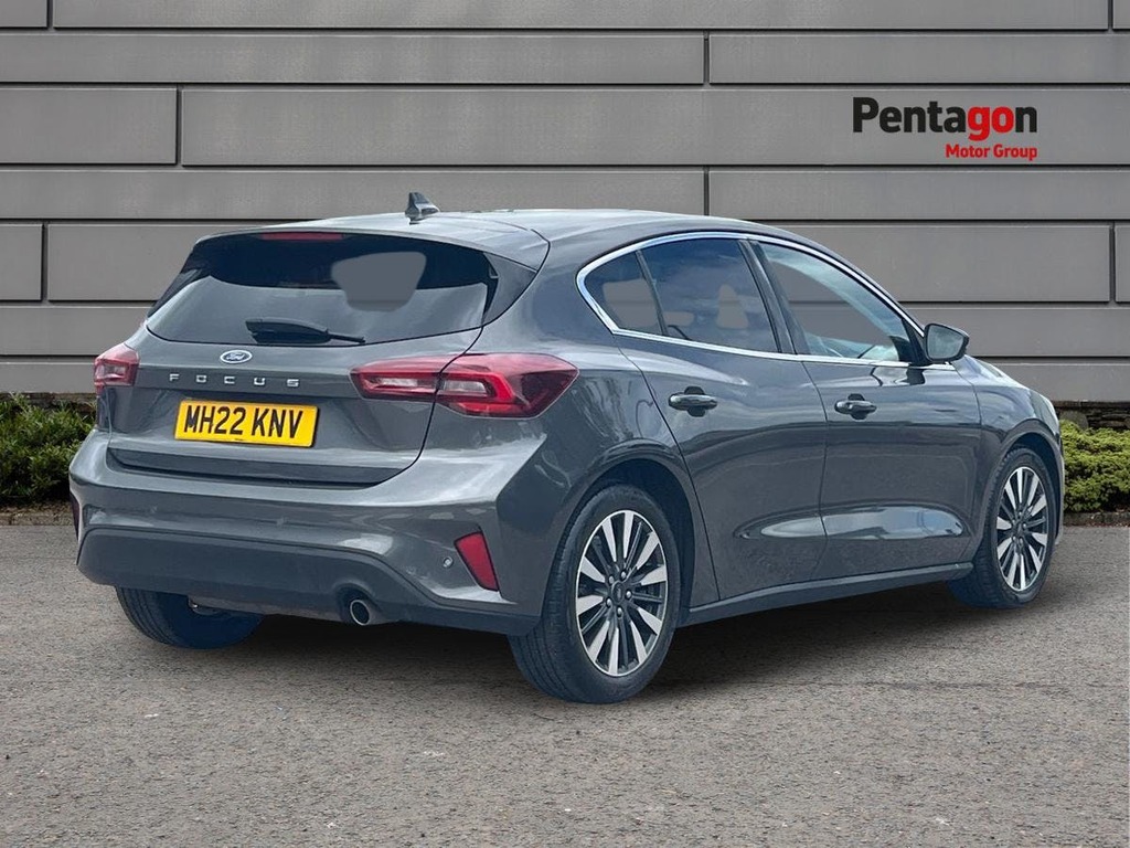 Ford Focus 1.0T Ecoboost Titanium Vignale Hatchback Petro MH22KNV Grey #4