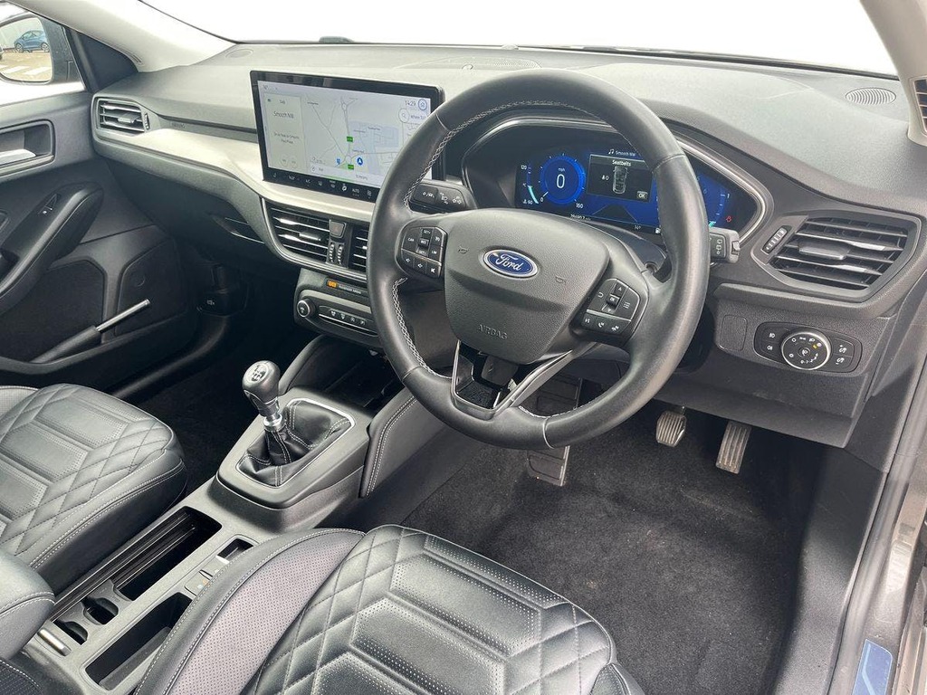 Ford Focus 1.0T Ecoboost Titanium Vignale Hatchback Petro MH22KNV Grey #5